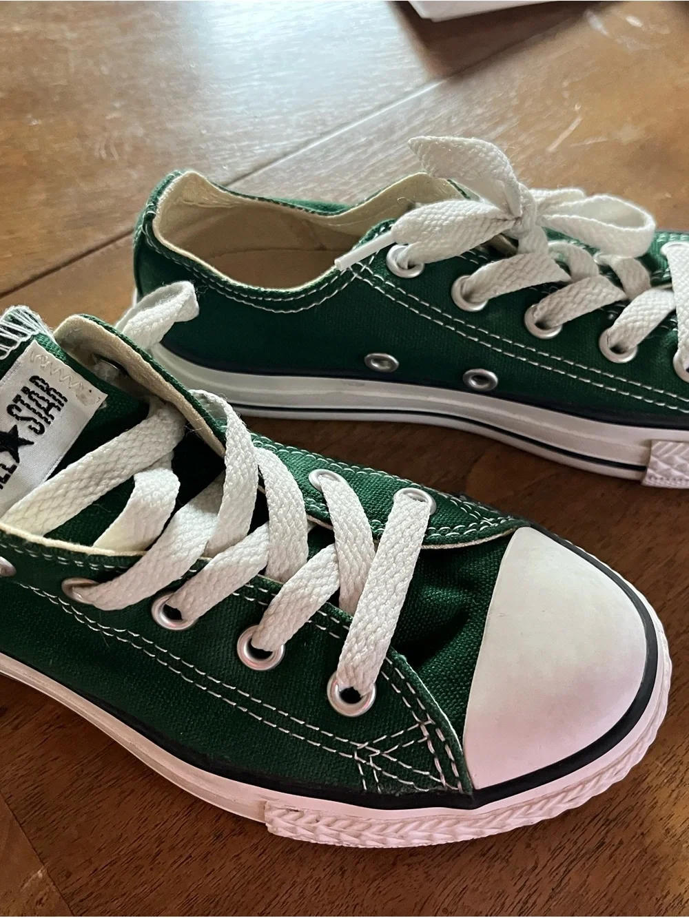 Converse Kids Low-Top Sneakers in Green with White Accents